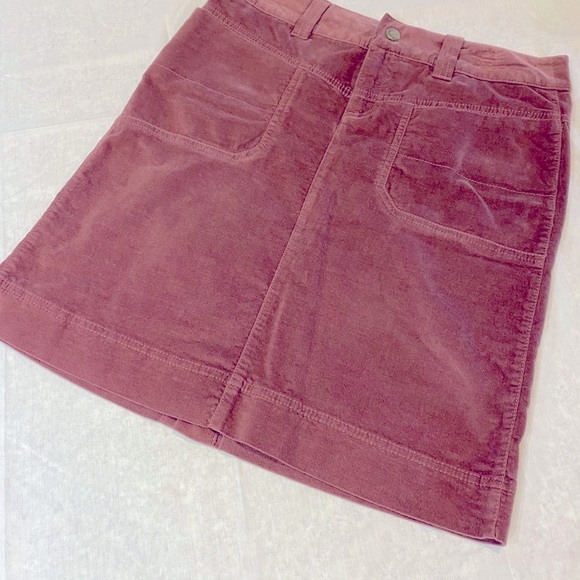 Athleta crushed velvet skirt. Size 6 very good condition. - Picture 6 of 14